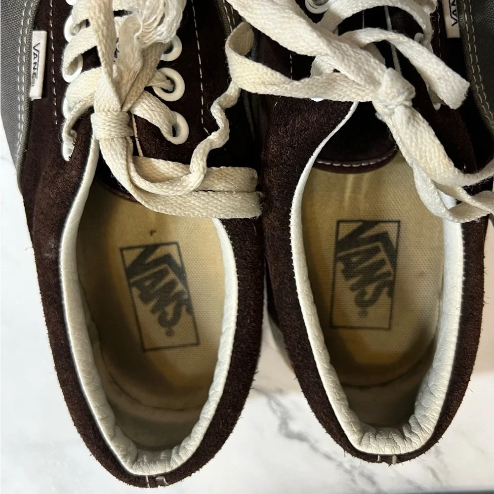 Vans SZ‎ 7 Men’s SZ 8.5 Women’s